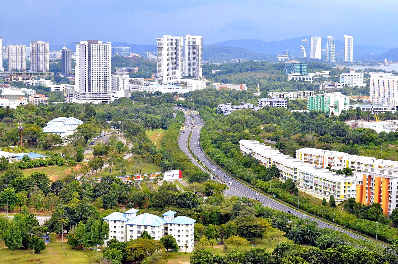 新澳门或香港2025最新款免费和2025新澳门或香港精准正版图库,提防误导信息 分析与说明